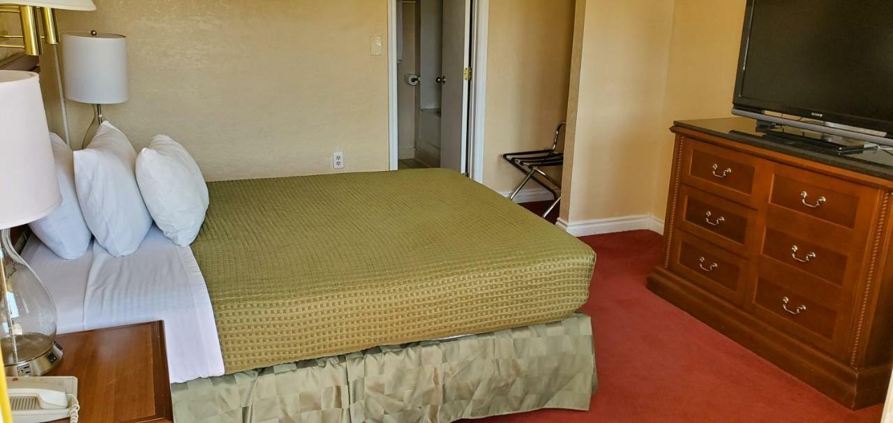 Travel Inn Sunnyside Екстериор снимка