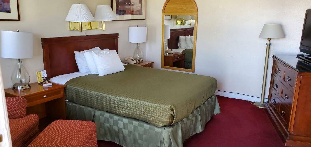 Travel Inn Sunnyside Екстериор снимка